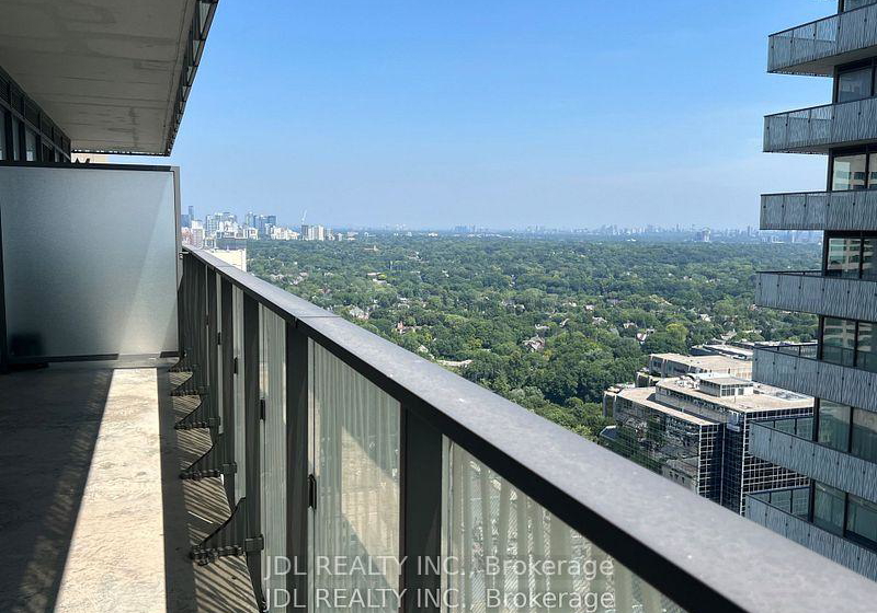42-charles-street-e-toronto-toronto-ontario-c13688366