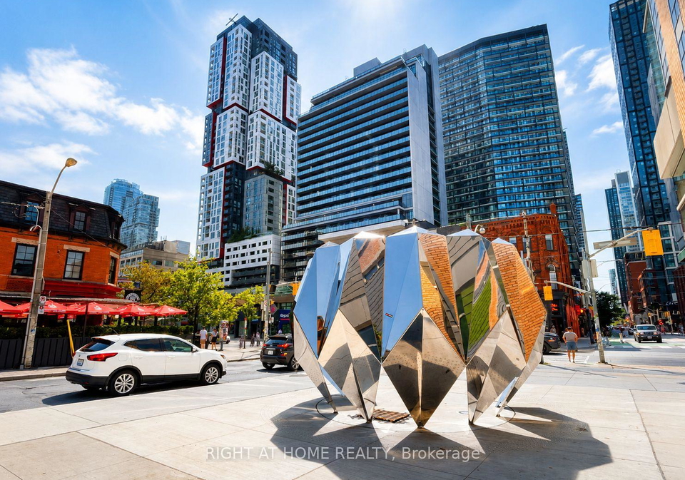 318-richmond-street-w-toronto-toronto-ontario-c13688484