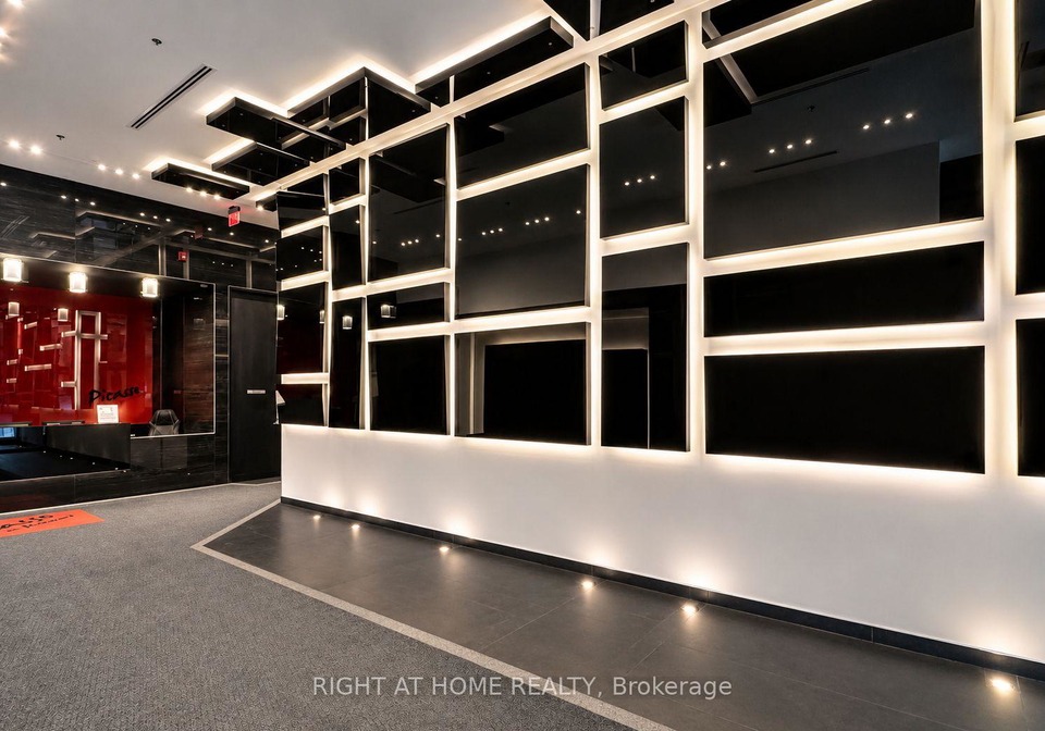 318-richmond-street-w-toronto-toronto-ontario-c13688484