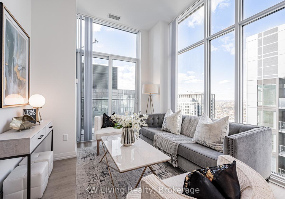 8-widmer-street-toronto-toronto-ontario-c13688602