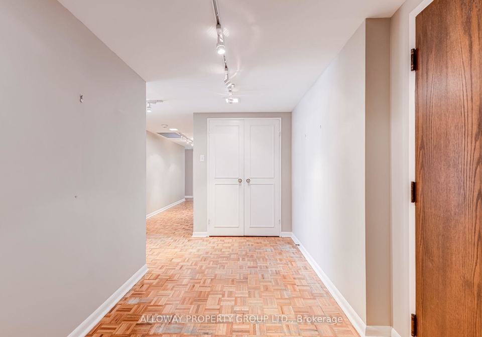 1166-bay-street-toronto-toronto-ontario-c13688768
