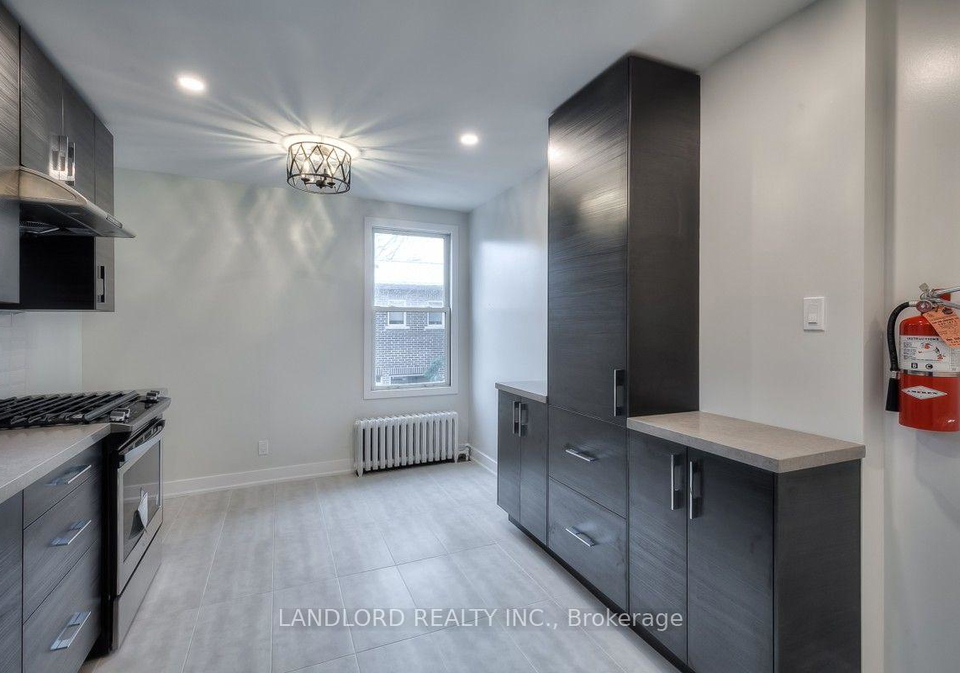37-grange-avenue-toronto-toronto-ontario-c13688970