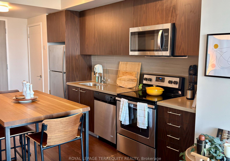 390-cherry-street-toronto-toronto-ontario-c13689110