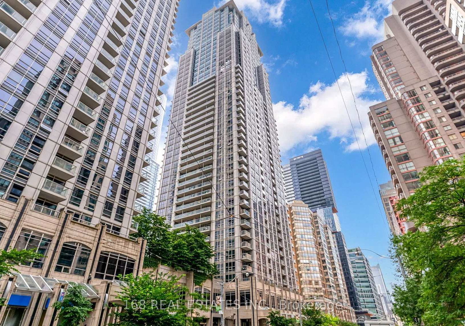 761-bay-street-toronto-toronto-ontario-c13689352
