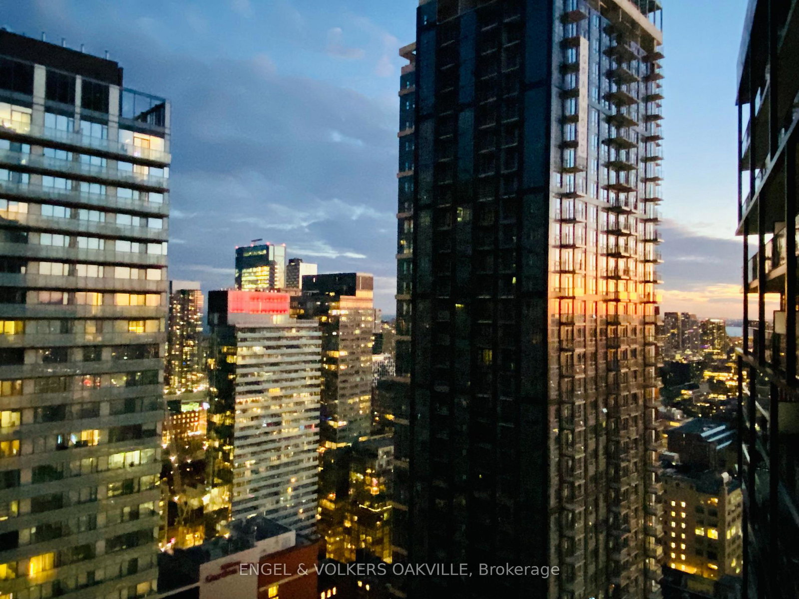 125-peter-street-toronto-toronto-ontario-c13689586