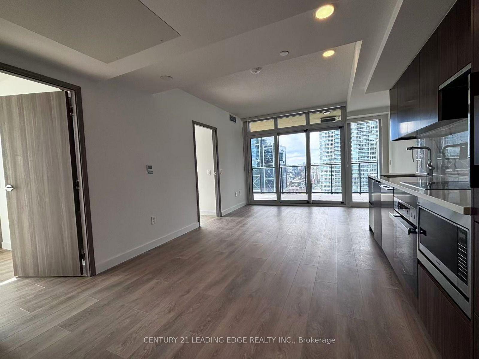 3-concord-cityplace-way-toronto-toronto-ontario-c13689652