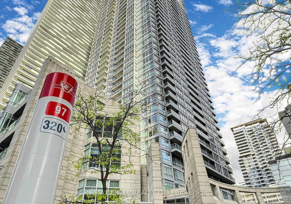 2191-yonge-street-toronto-toronto-ontario-c13689692