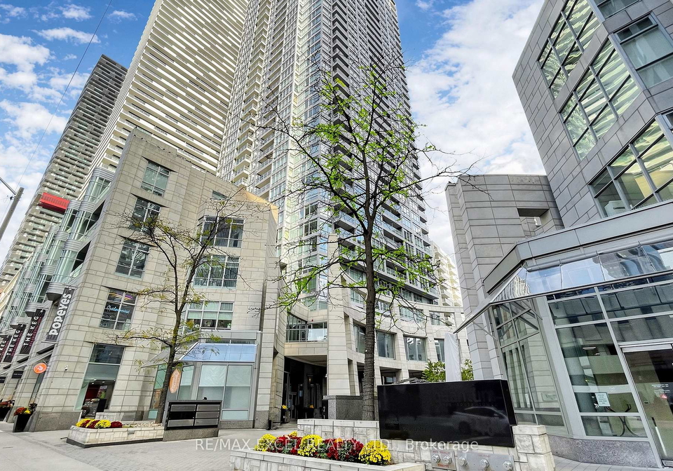 2191-yonge-street-toronto-toronto-ontario-c13689692