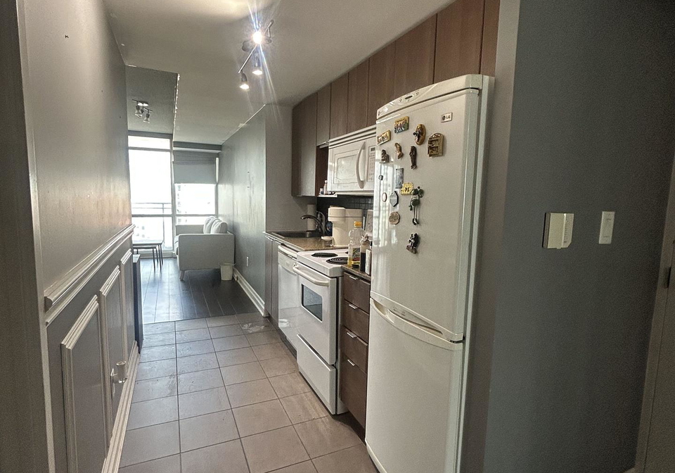 11-brunel-court-toronto-toronto-ontario-c13689828