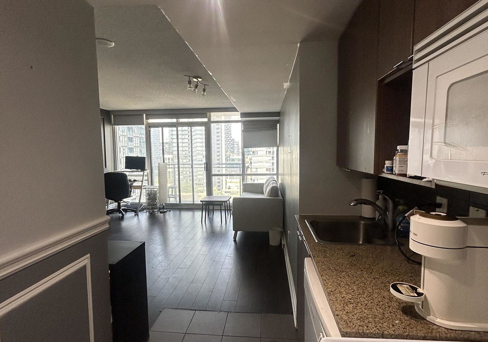 11-brunel-court-toronto-toronto-ontario-c13689828