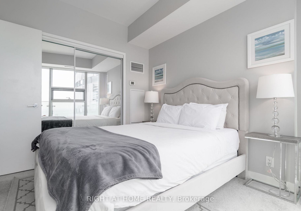 14-york-street-toronto-toronto-ontario-c13689876