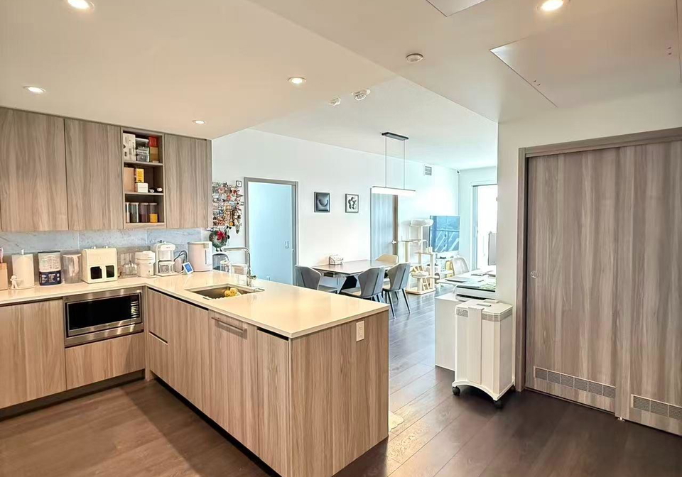 95-mcmahon-drive-toronto-north-york-ontario-c13690042