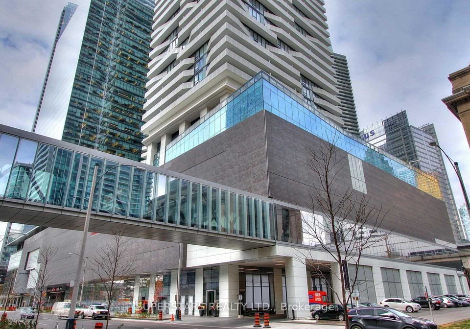 100-harbour-street-toronto-toronto-ontario-c13690048