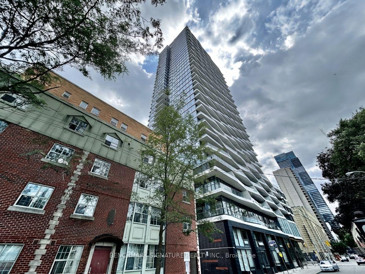 85-wood-street-toronto-toronto-ontario-c13690118