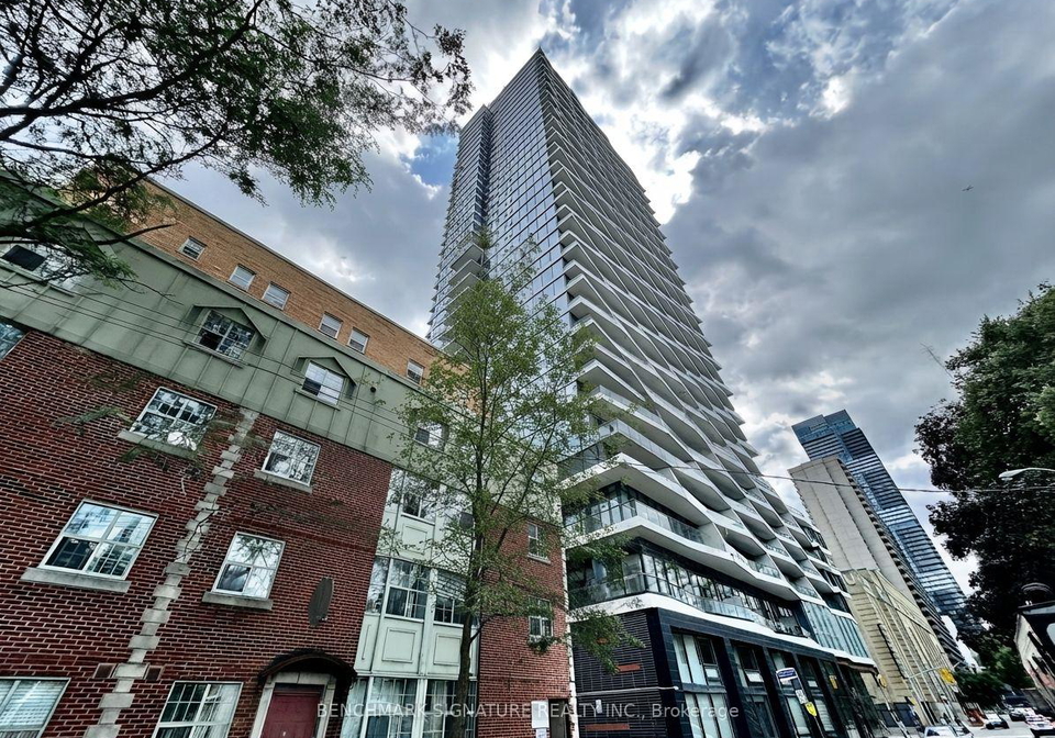 85-wood-street-toronto-toronto-ontario-c13690118