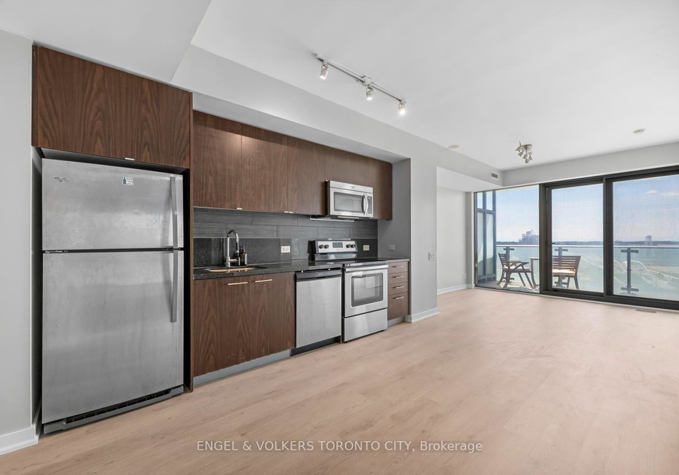 390-cherry-street-toronto-toronto-ontario-c13690286