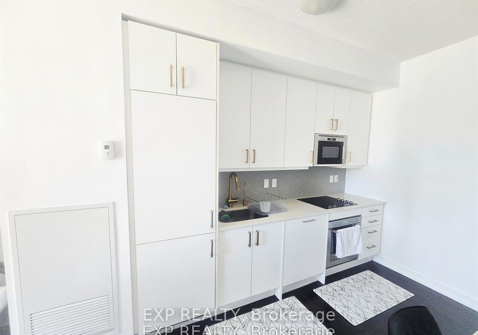 297-college-street-toronto-toronto-ontario-c13690300