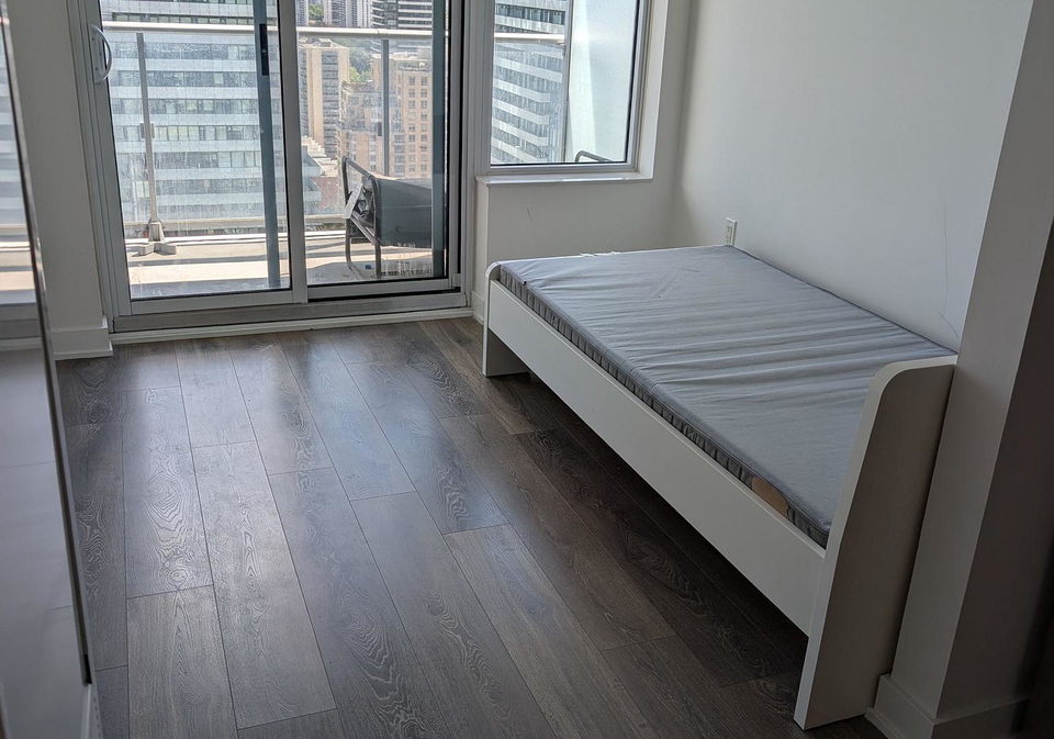 195-redpath-avenue-toronto-toronto-ontario-c13690482