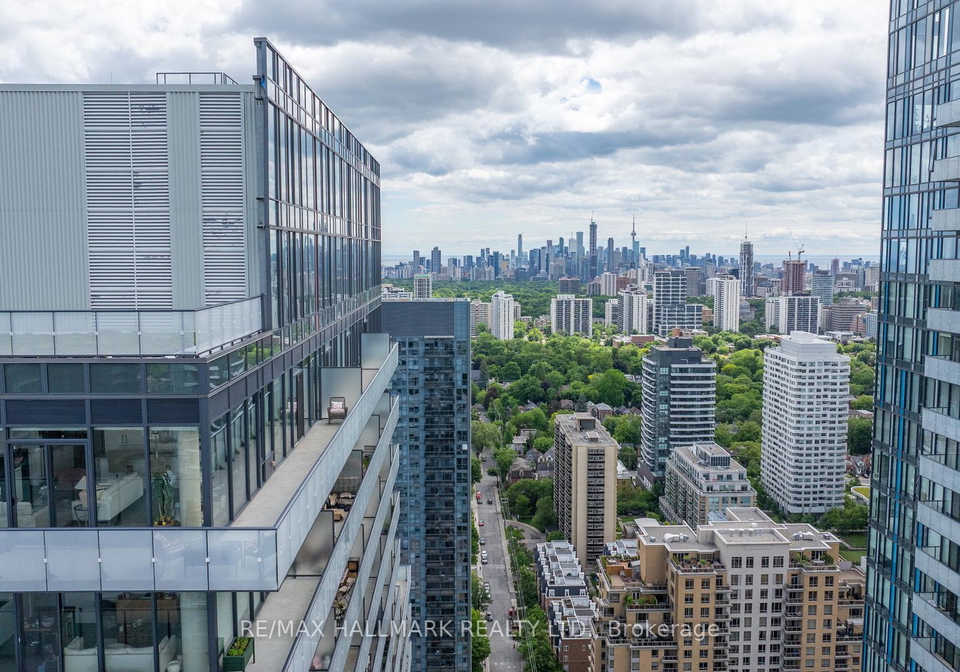 185-roehampton-avenue-toronto-toronto-ontario-c13690504