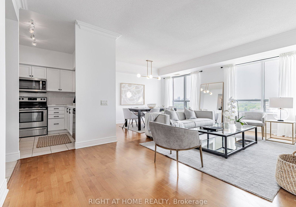 1-clairtrell-road-toronto-north-york-ontario-c13690566