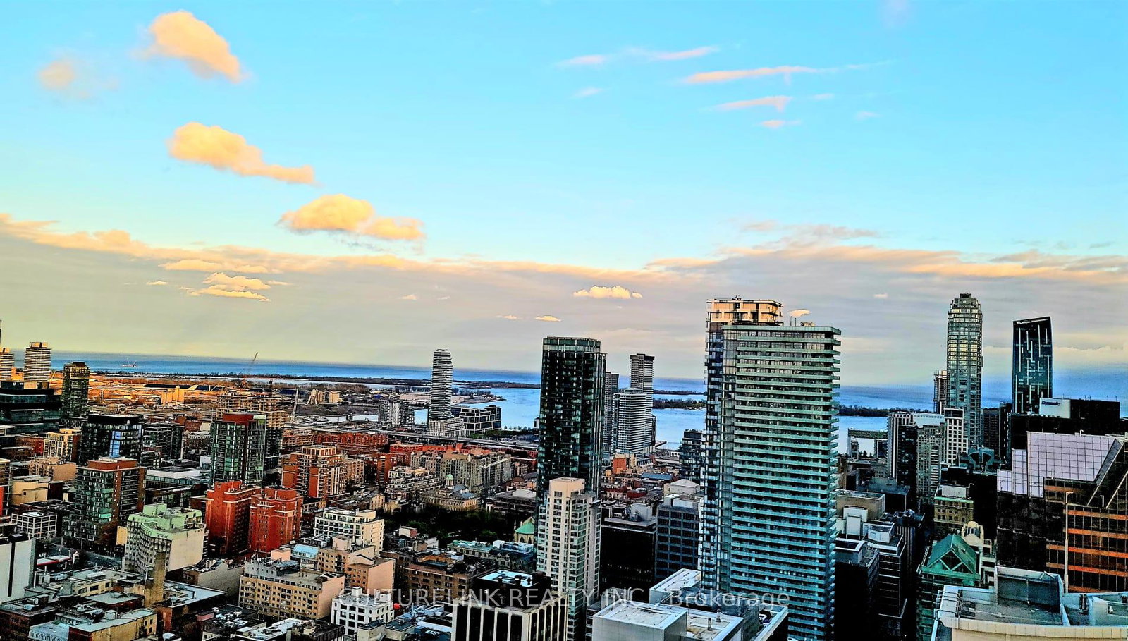 210-victoria-street-toronto-toronto-ontario-c13690996