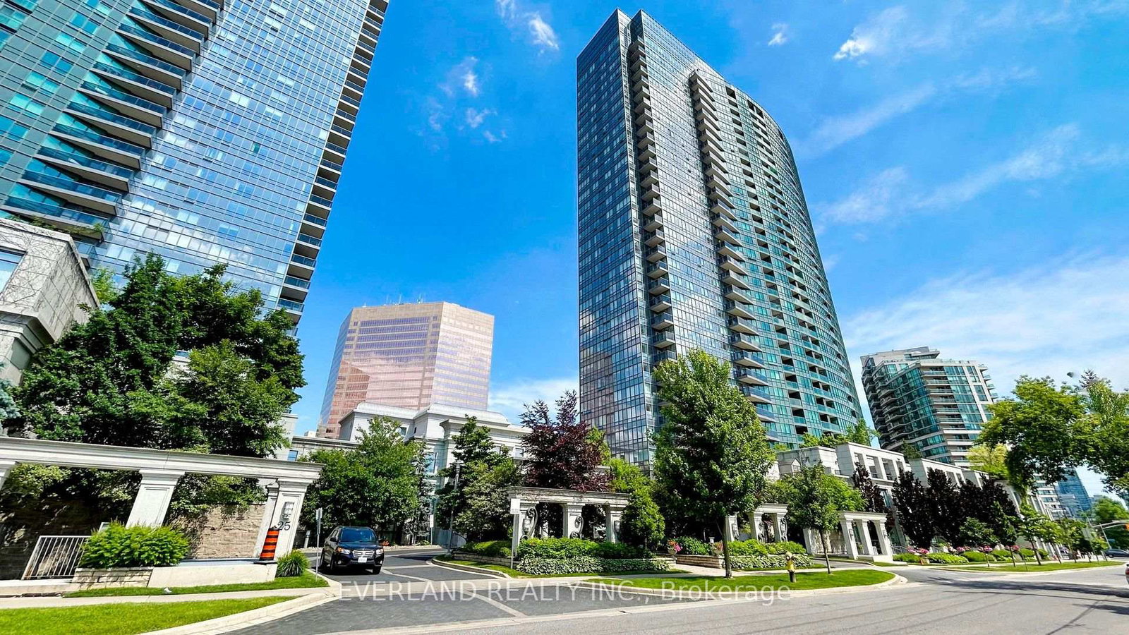 15-greenview-avenue-toronto-toronto-ontario-c13691076
