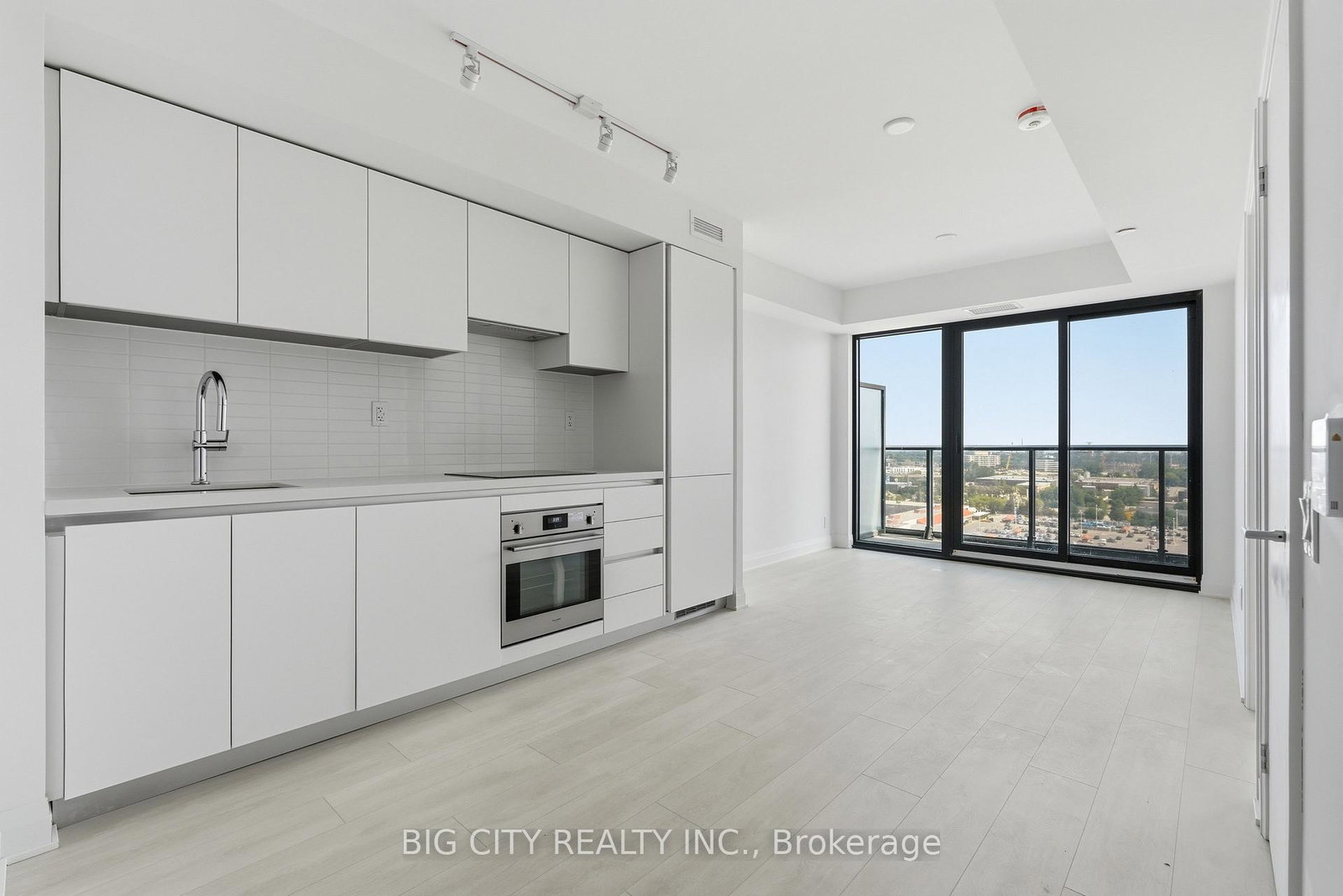 25-frederick-todd-way-toronto-east-york-ontario-c13691172