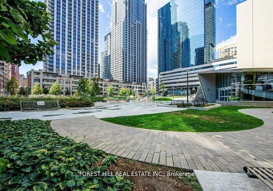386-yonge-street-toronto-toronto-ontario-c13691256