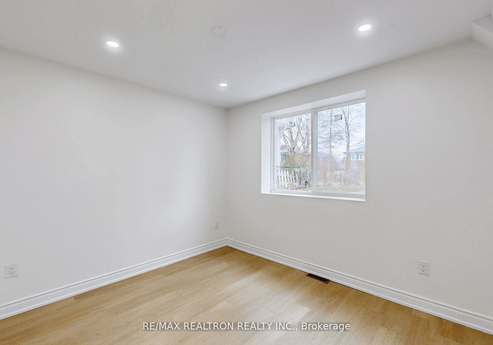 6-deering-crescent-toronto-north-york-ontario-c13691524