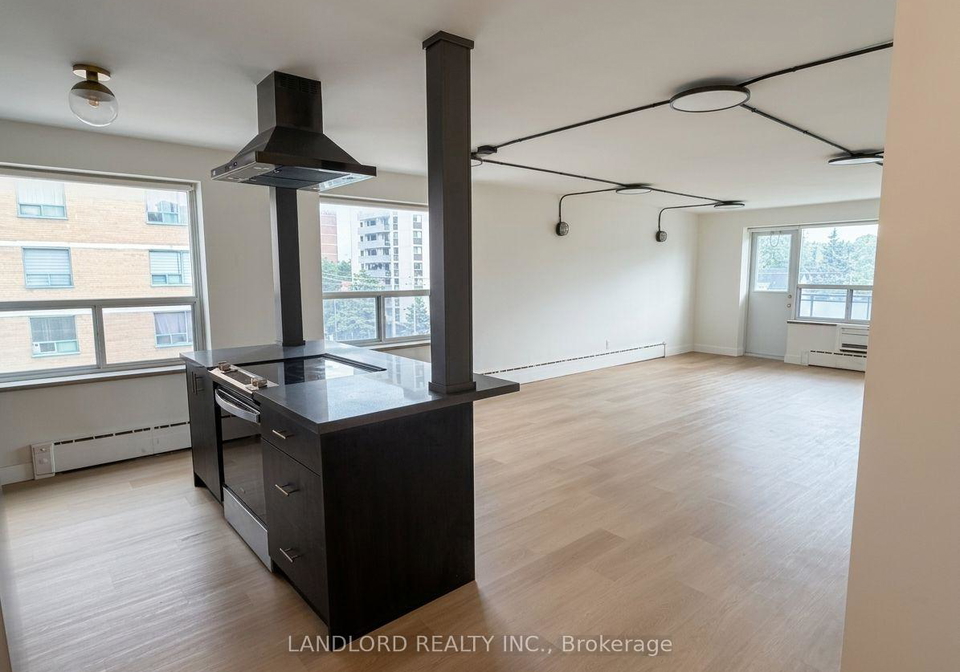 420-eglinton-avenue-e-toronto-toronto-ontario-c13691534