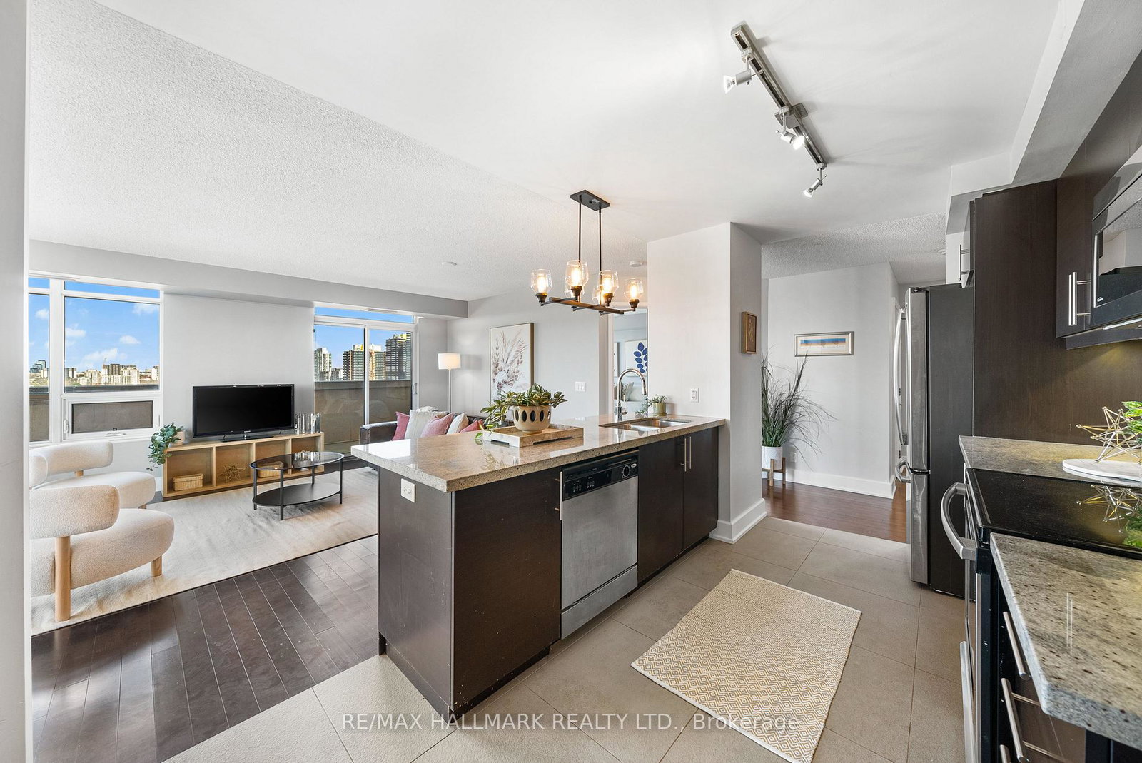 676-sheppard-avenue-e-toronto-north-york-ontario-c13691540