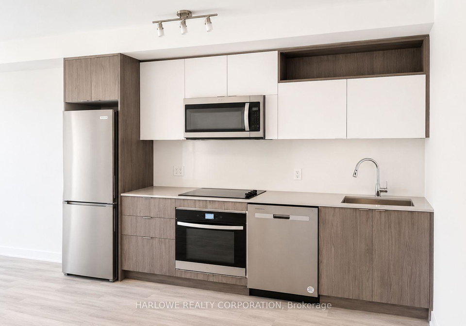 60-princess-street-toronto-toronto-ontario-c13691592