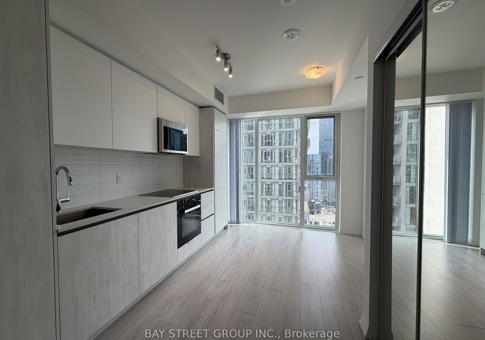 400-king-street-w-toronto-toronto-ontario-c13691674
