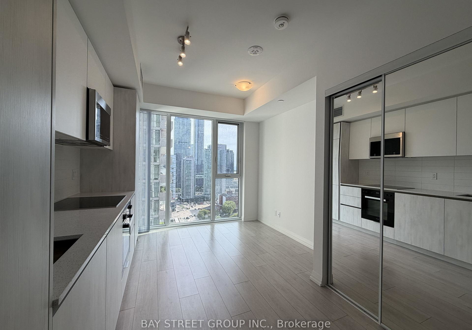 400-king-street-w-toronto-toronto-ontario-c13691674