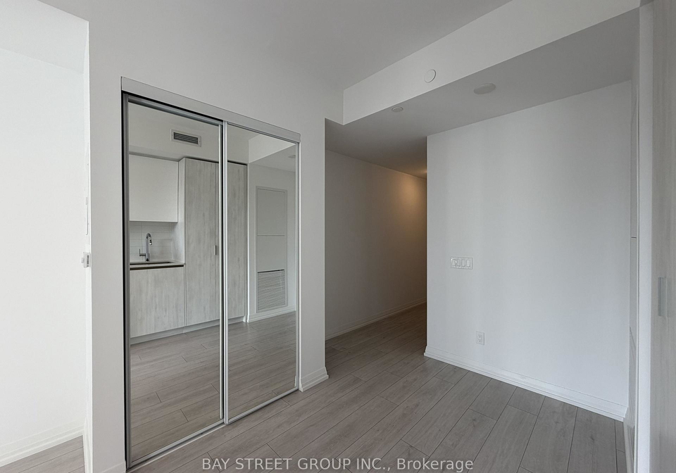 400-king-street-w-toronto-toronto-ontario-c13691674