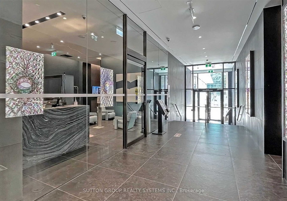 25-richmond-street-e-toronto-toronto-ontario-c13692030
