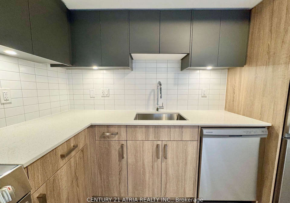 22-deep-roots-terrace-toronto-toronto-ontario-c13692284