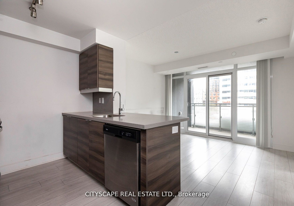 525-adelaide-street-w-toronto-toronto-ontario-c13692322