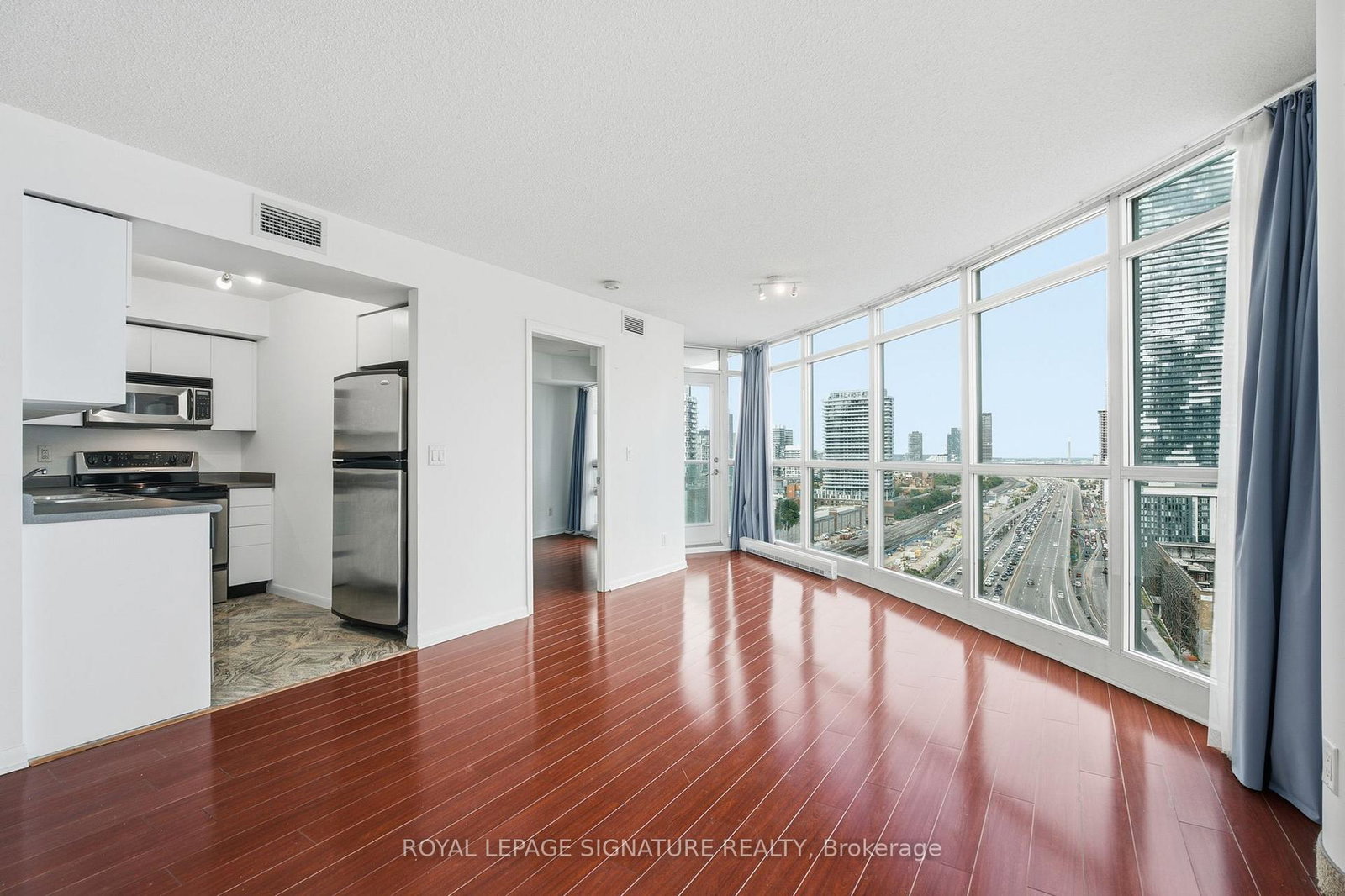 18-yonge-street-toronto-toronto-ontario-c13692480
