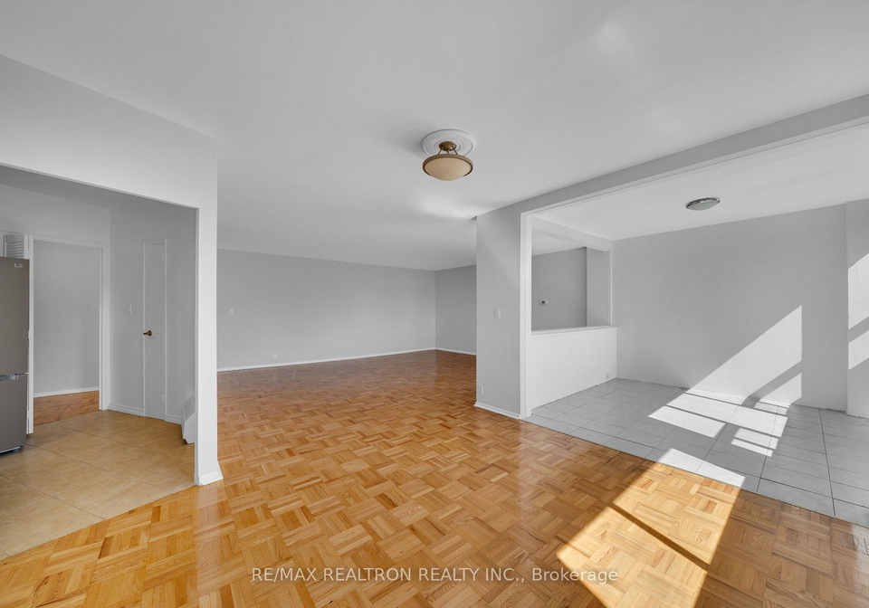 9-deer-park-crescent-toronto-toronto-ontario-c13692588