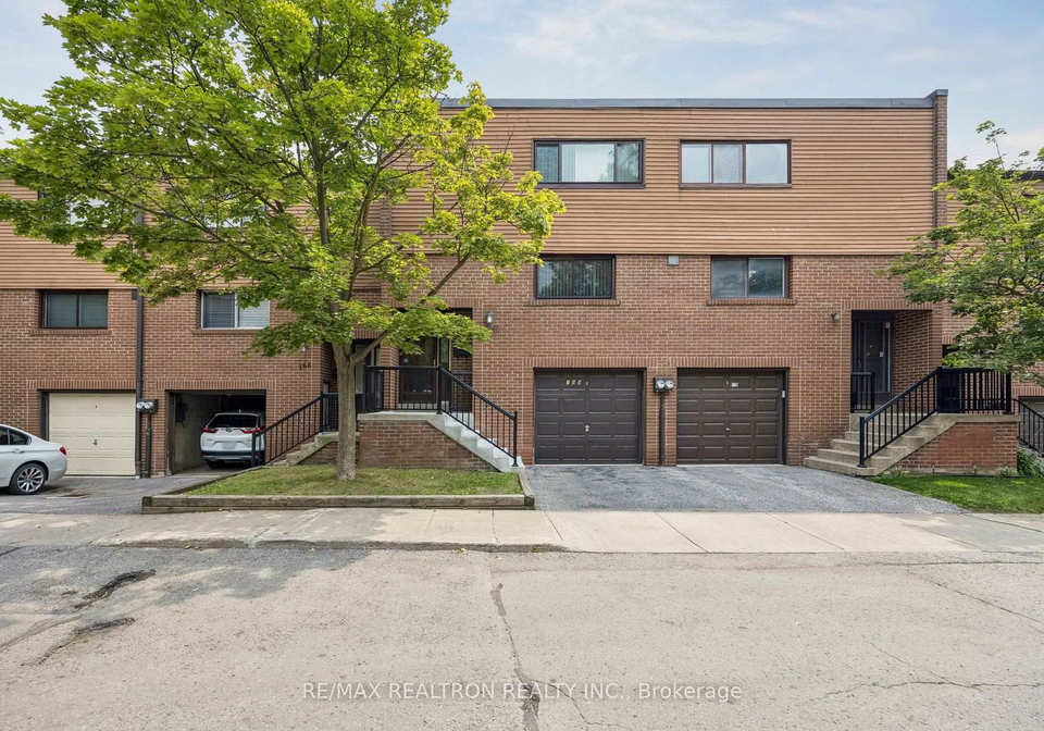 168-song-meadoway-toronto-north-york-ontario-c13692958