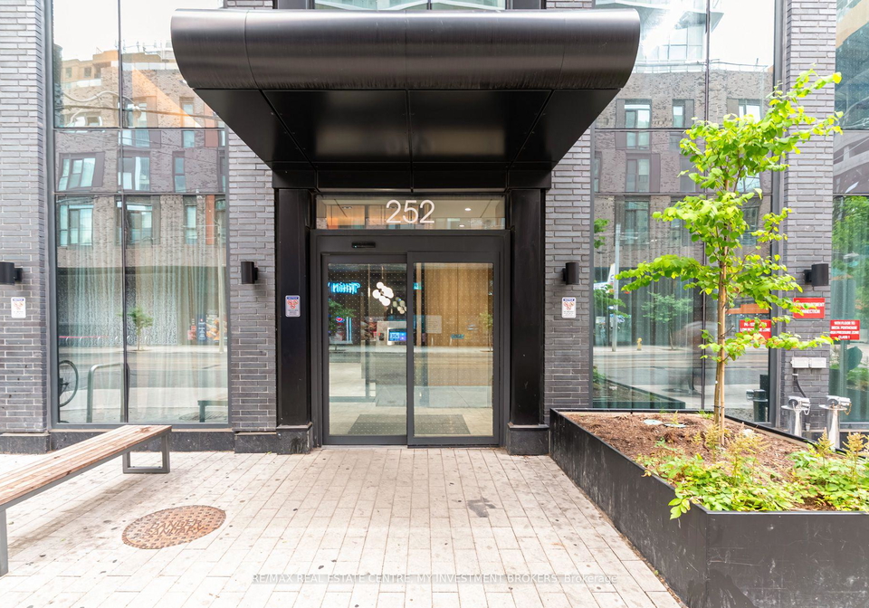 252-church-street-toronto-toronto-ontario-c13692968