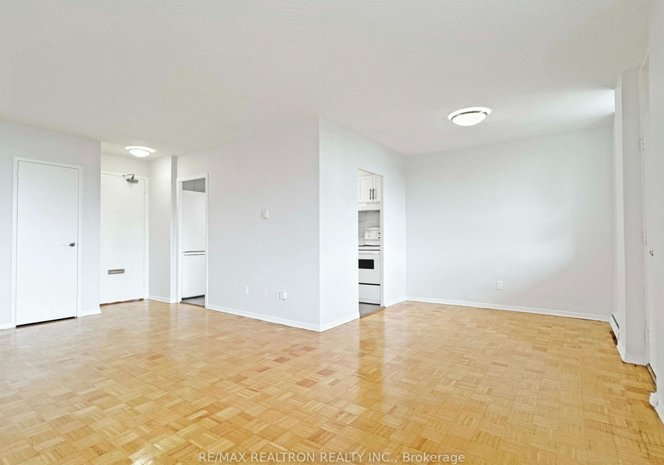 525-eglinton-avenue-e-toronto-toronto-ontario-c13693018