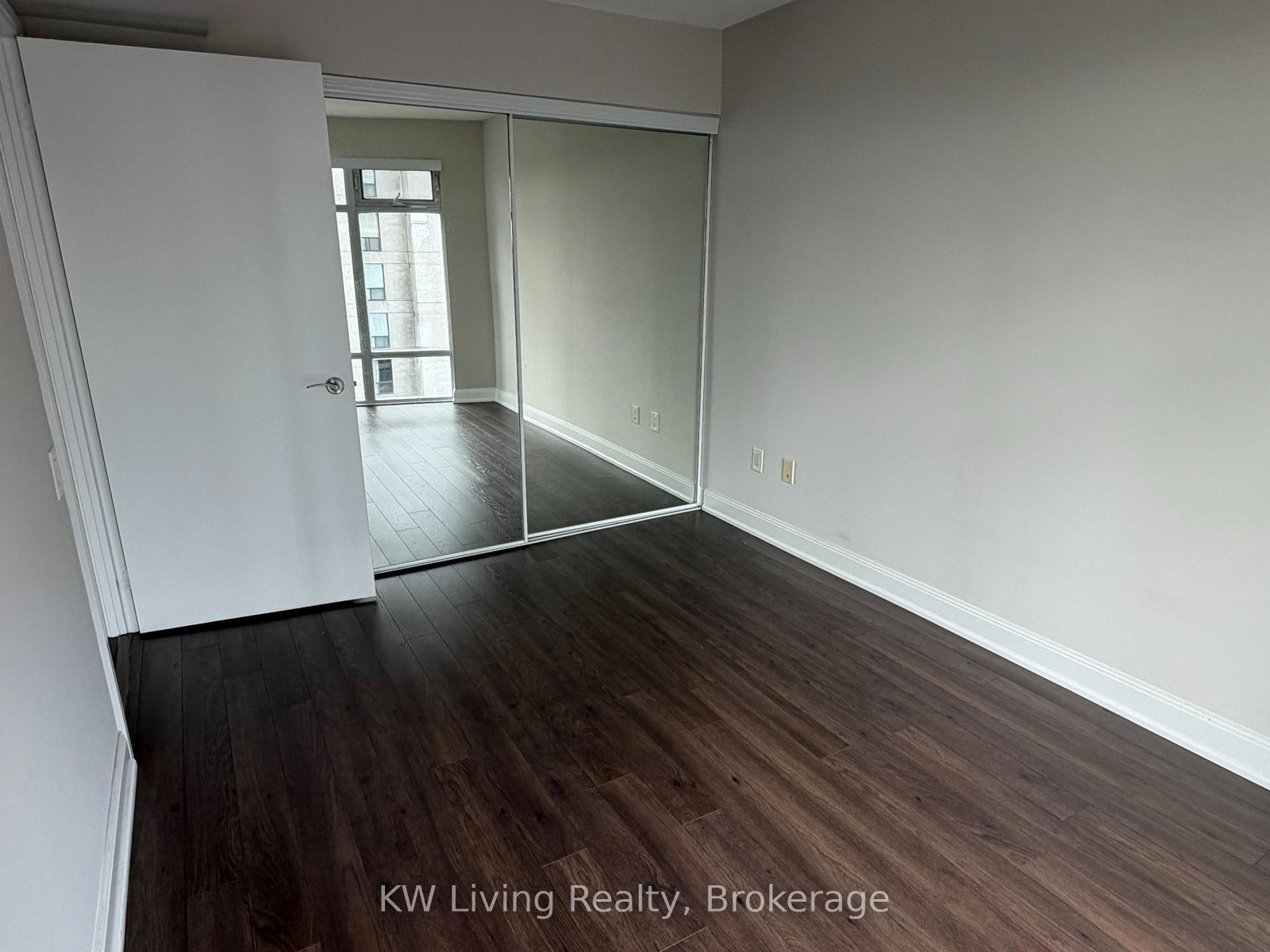2181-yonge-street-toronto-toronto-ontario-c13693026
