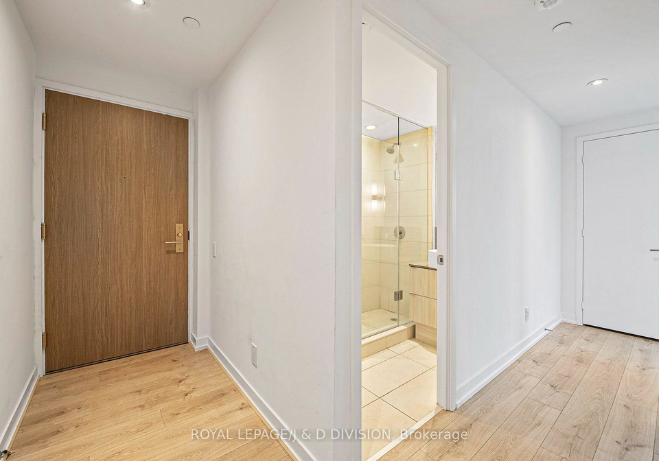 161-roehampton-avenue-toronto-toronto-ontario-c13693108