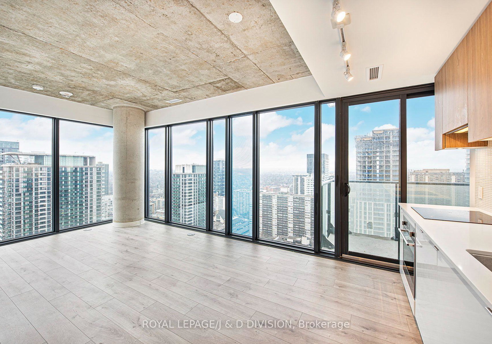 161-roehampton-avenue-toronto-toronto-ontario-c13693108