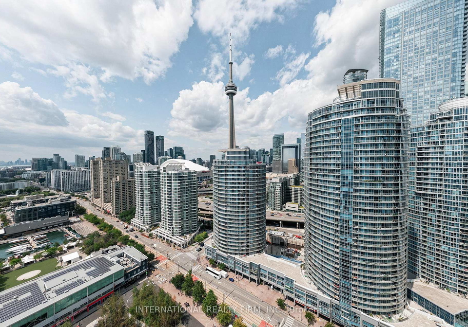 218-queens-quay-w-toronto-toronto-ontario-c13693144