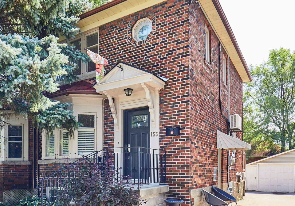 153-parkhurst-boulevard-toronto-east-york-ontario-c13693184