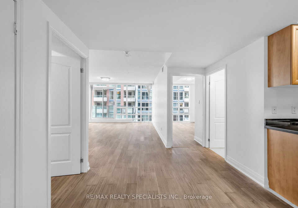 263-wellington-street-w-toronto-toronto-ontario-c13693270