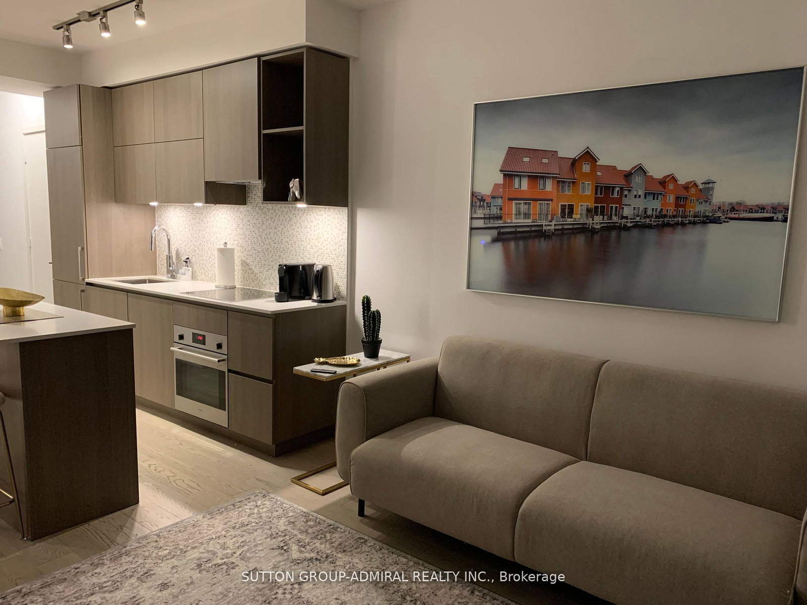 1-yorkville-avenue-toronto-toronto-ontario-c13693474